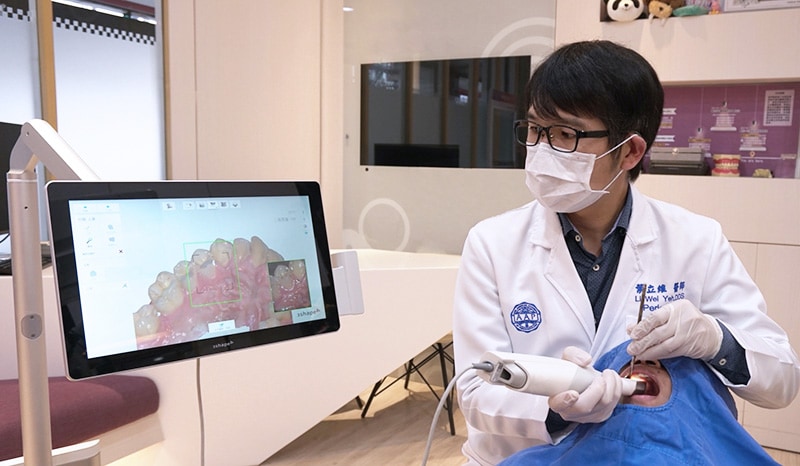 桃園牙周病專科-葉立維醫師-數位口內掃描機取代傳統印模
